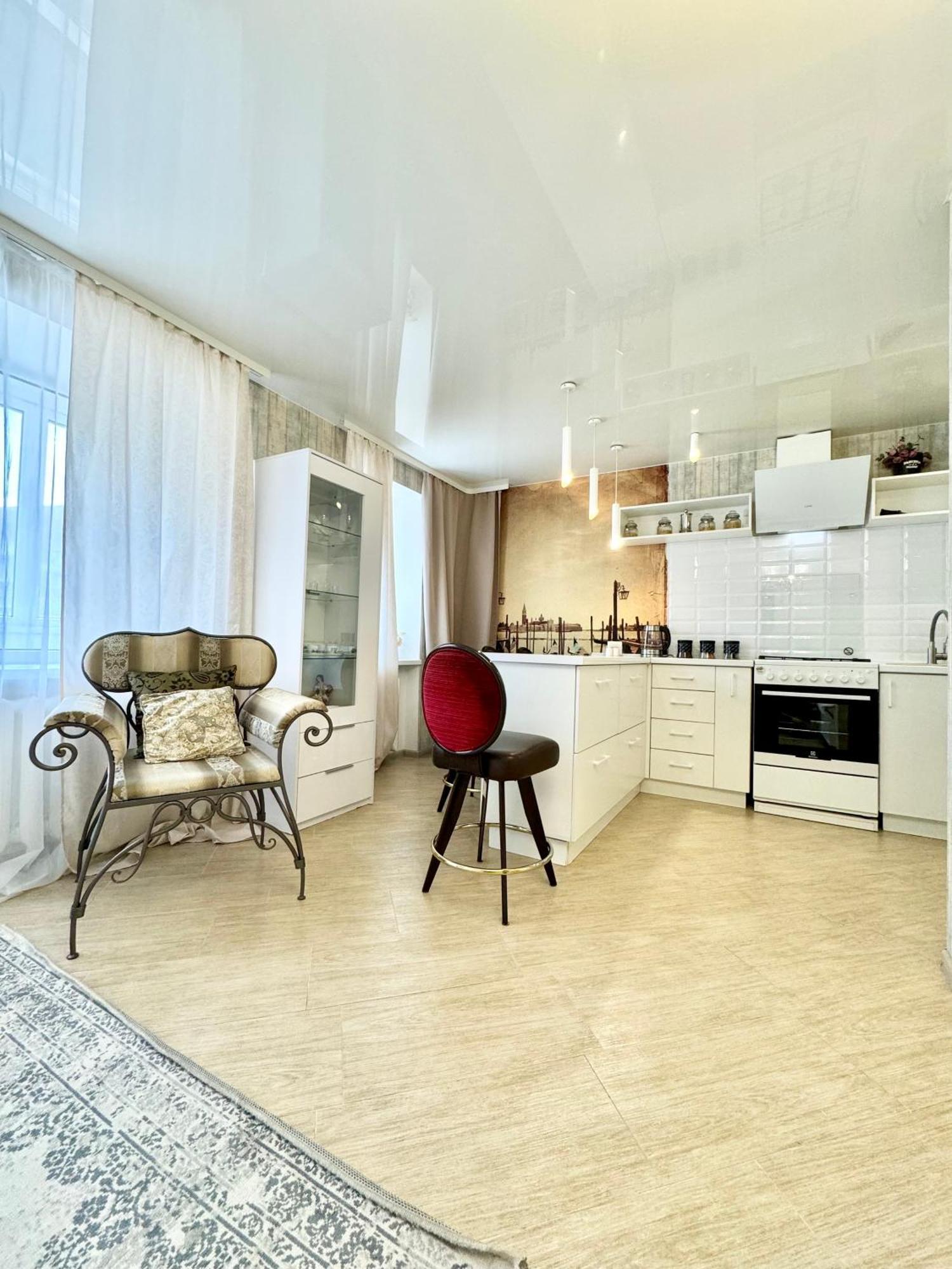 Apartpoltava Смак Італії У Самому Центрі Полтави , Білосніжна Студія В Новобудові, Банківський Чек Ngoại thất bức ảnh